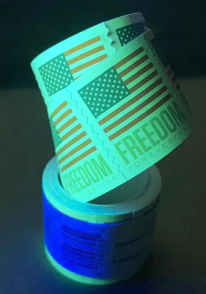 2019 USA Flag Forever Stamps American Flag at Navy Pier, 100+ Coils